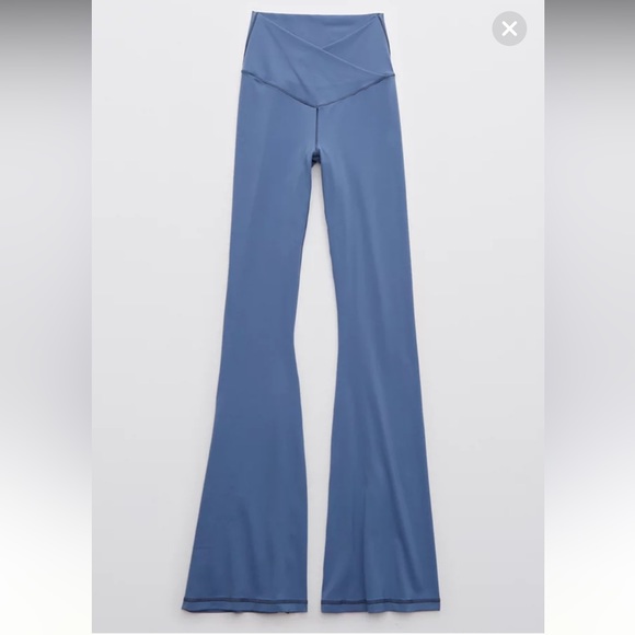 Aerie OFFLINE Real Me High Waisted Crossover Flare Legging - Picture 1 of 5